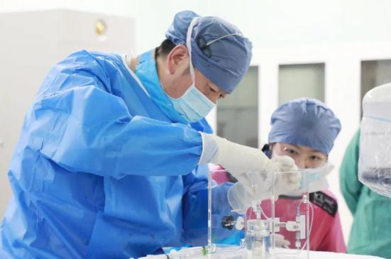 Heavyweight! The first successful implementation of Yttrium-90 microsphere surgery for liver cancer at Xi'an International Medical Center Hospital!